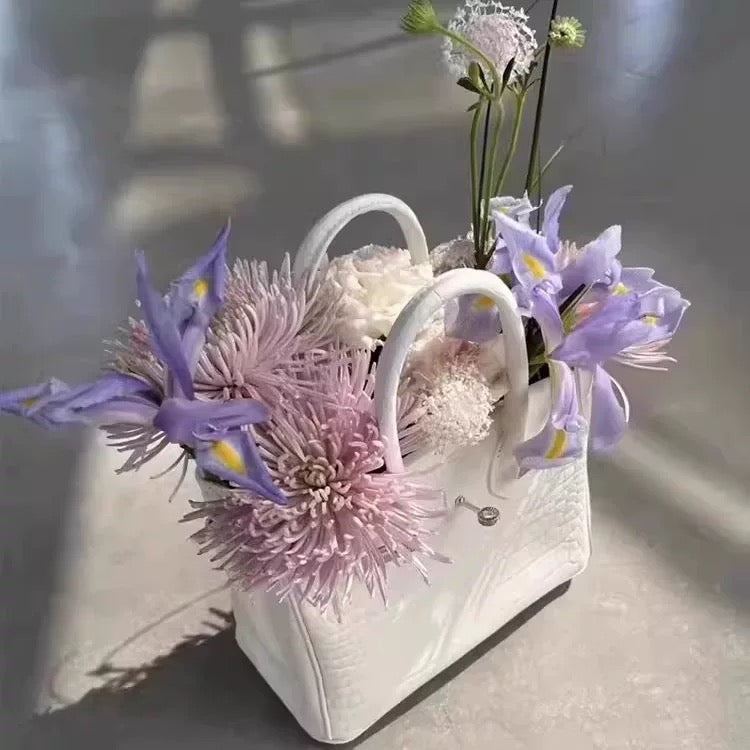 Blanc Ivoire The Birkin Vase