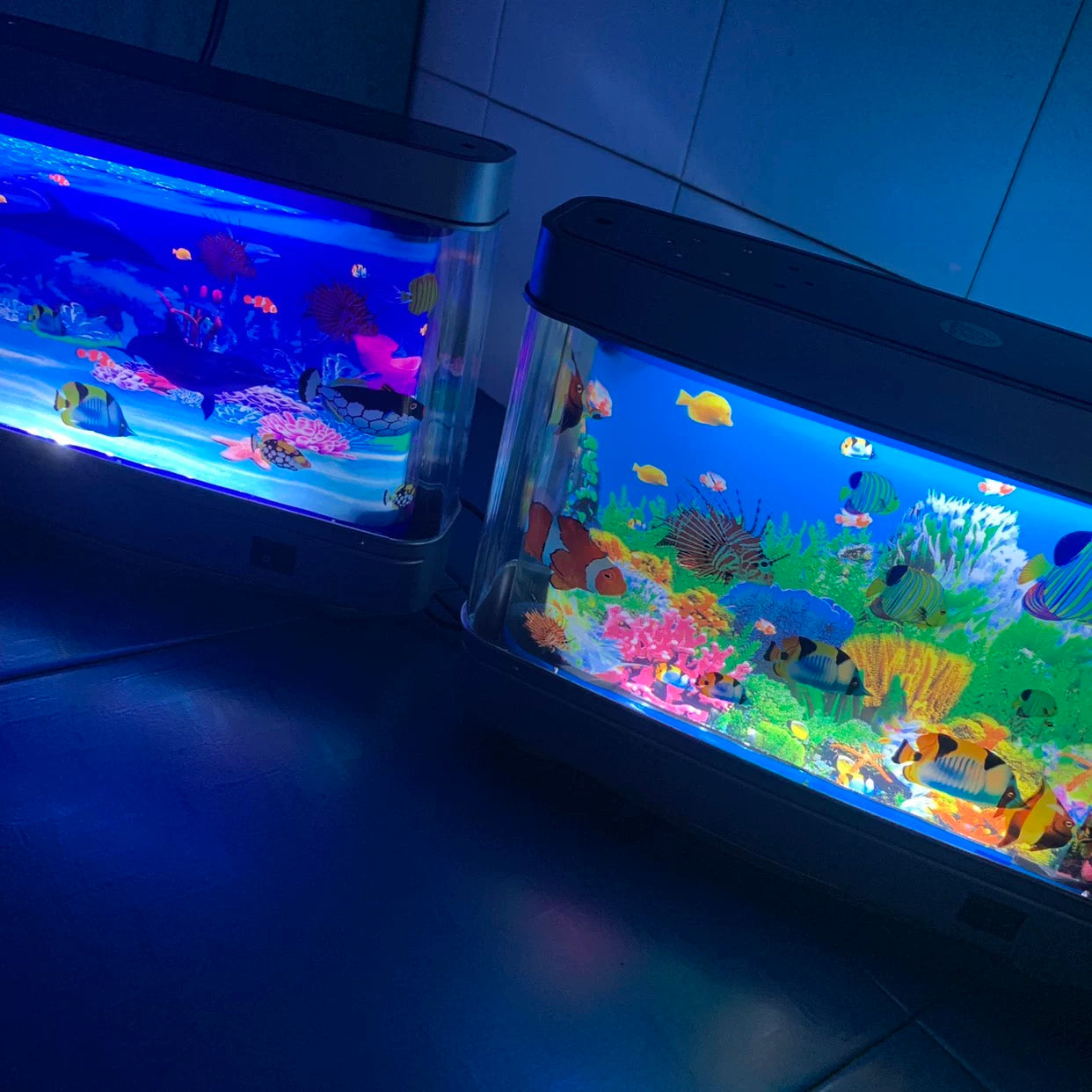 AeroGlyph™ USB Moving Aquarium Lamp | The Original Frutiger Aero Vibe | Y2K & Retro Sensory Light